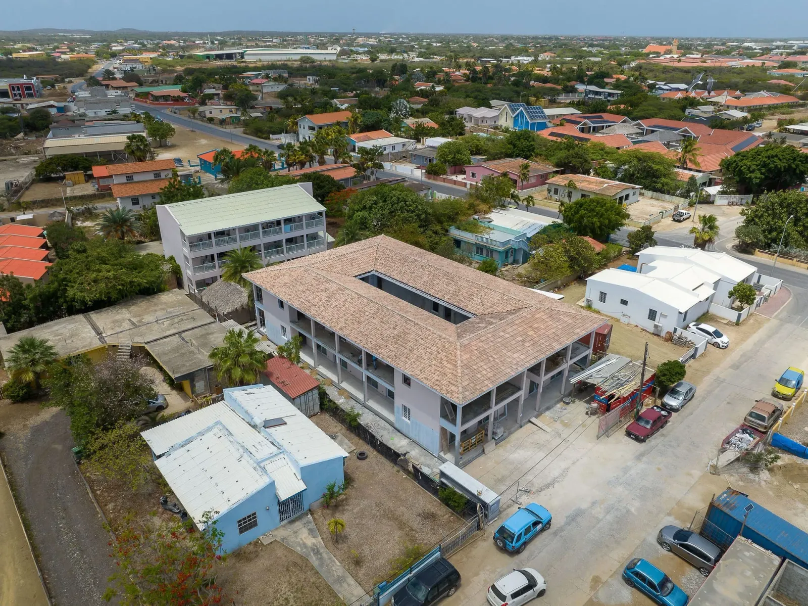 Voltooiing van afbouwwerkzaamheden bij Tropical Mi appartementen, foto 2