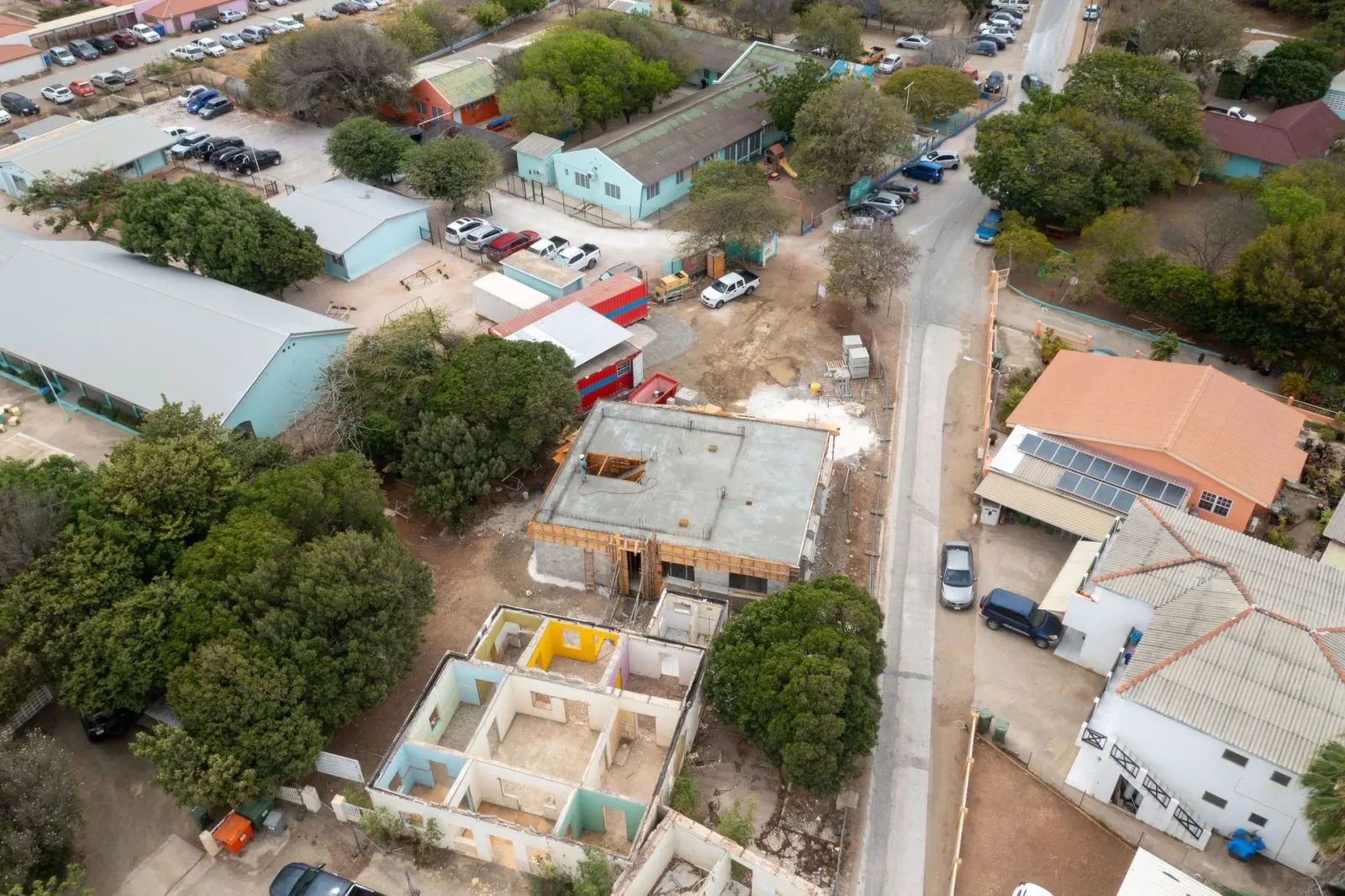 Start bouwproject Stichting Birgen Maria Onderwijs op Bonaire, foto 2