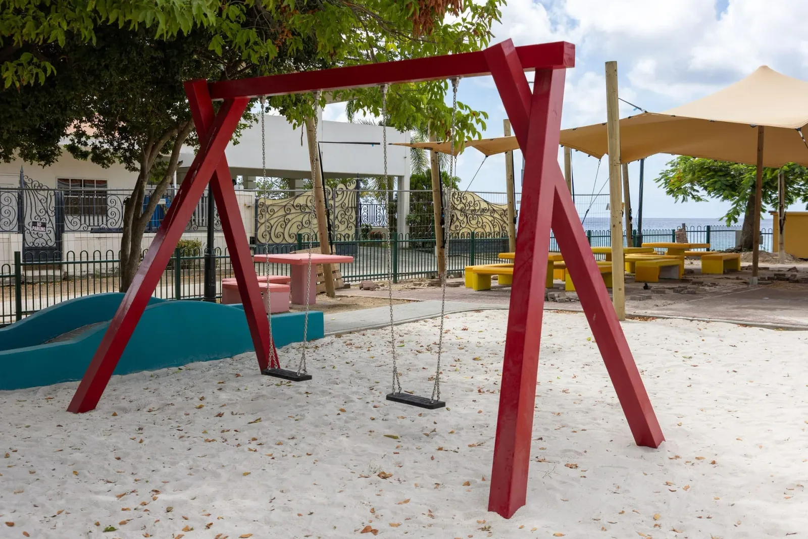 Nieuwe speeltuin voor Parke Tului bijna klaar voor opening, foto 5